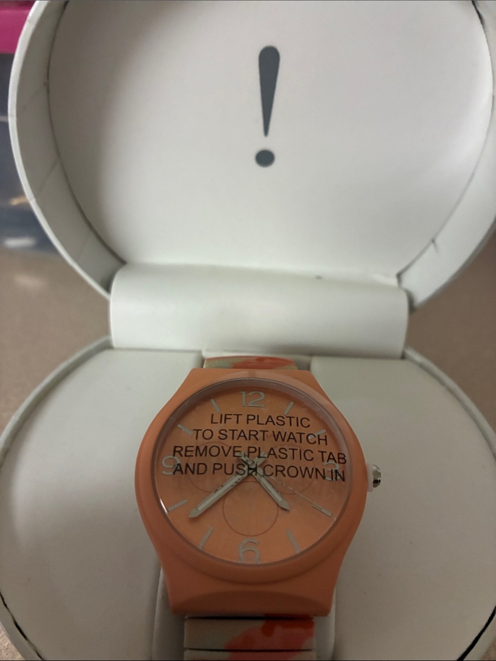 Isaac Mizrahi Pink Silicone Casual Watch